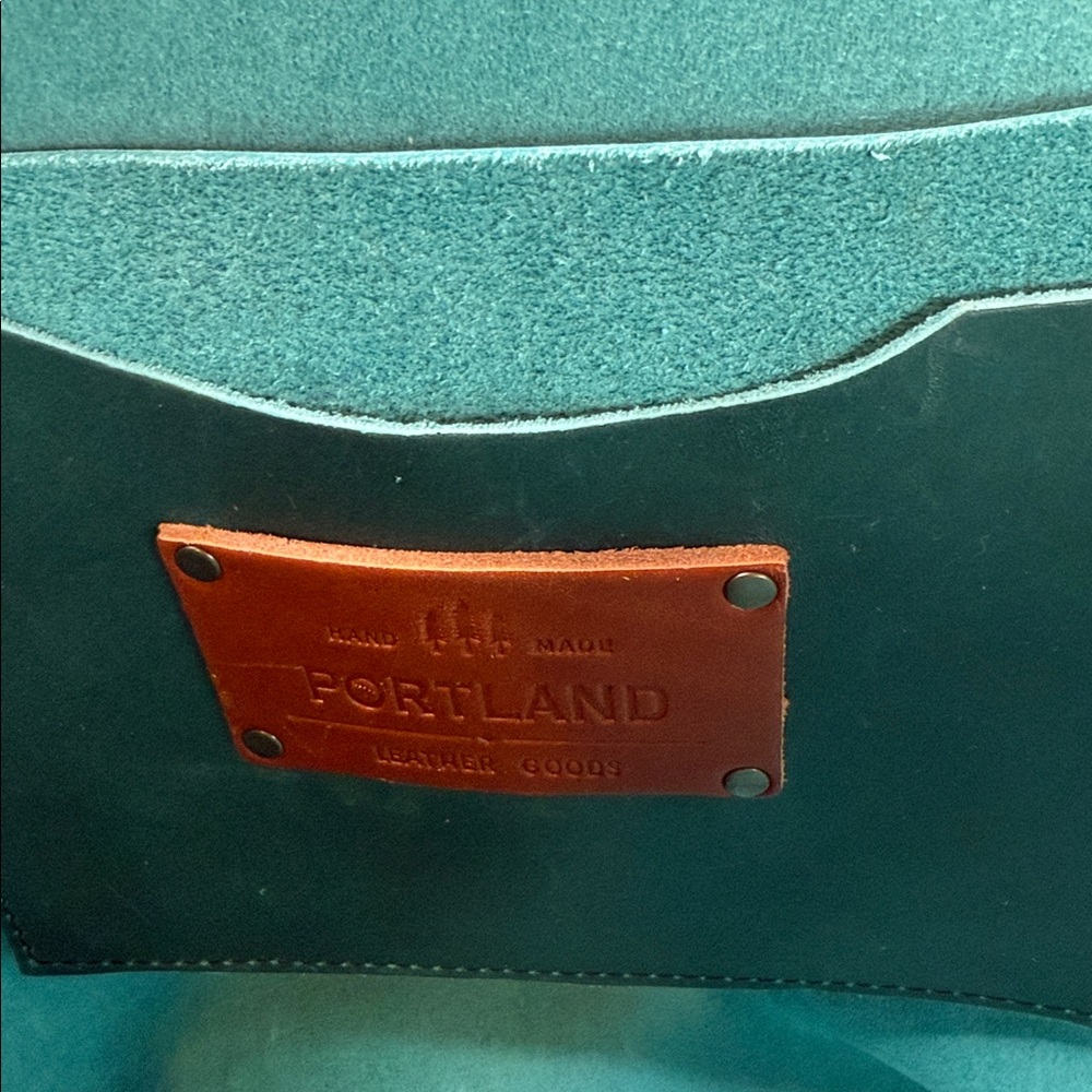 Elegant Portland hand made real leather Tote Bag. B24 - Picture 4 of 10